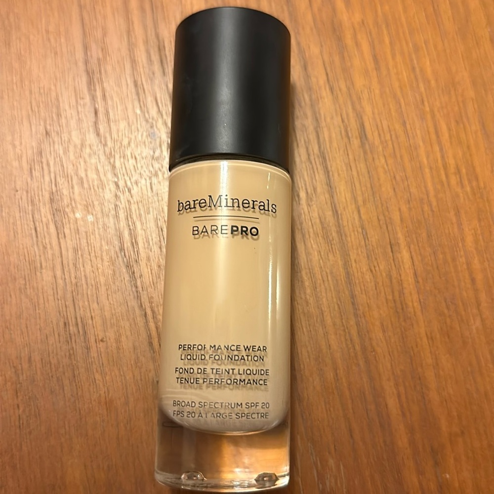 BareMinerals barePro - light Natural 09